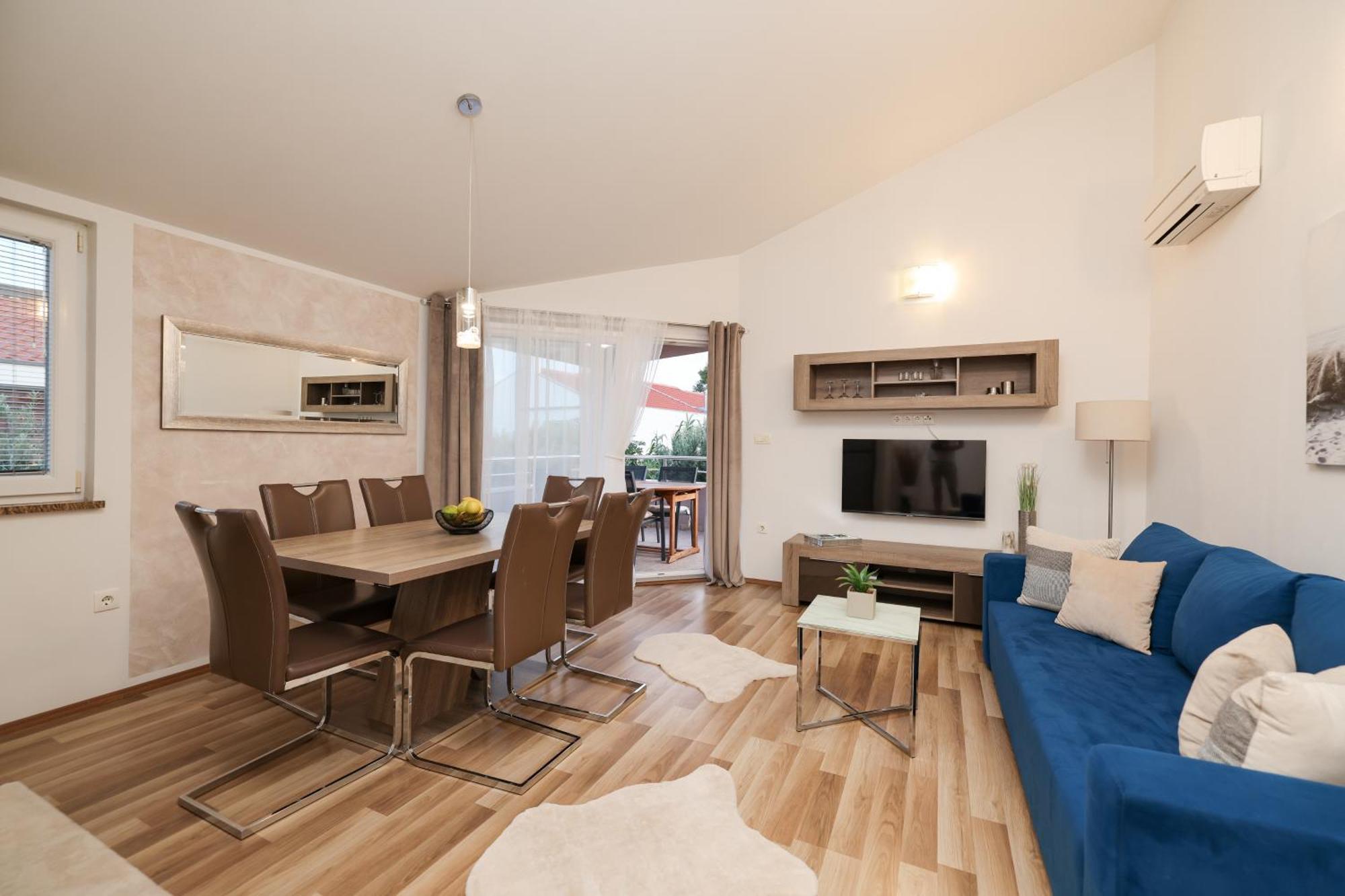 נין Apartments Anita מראה חיצוני תמונה