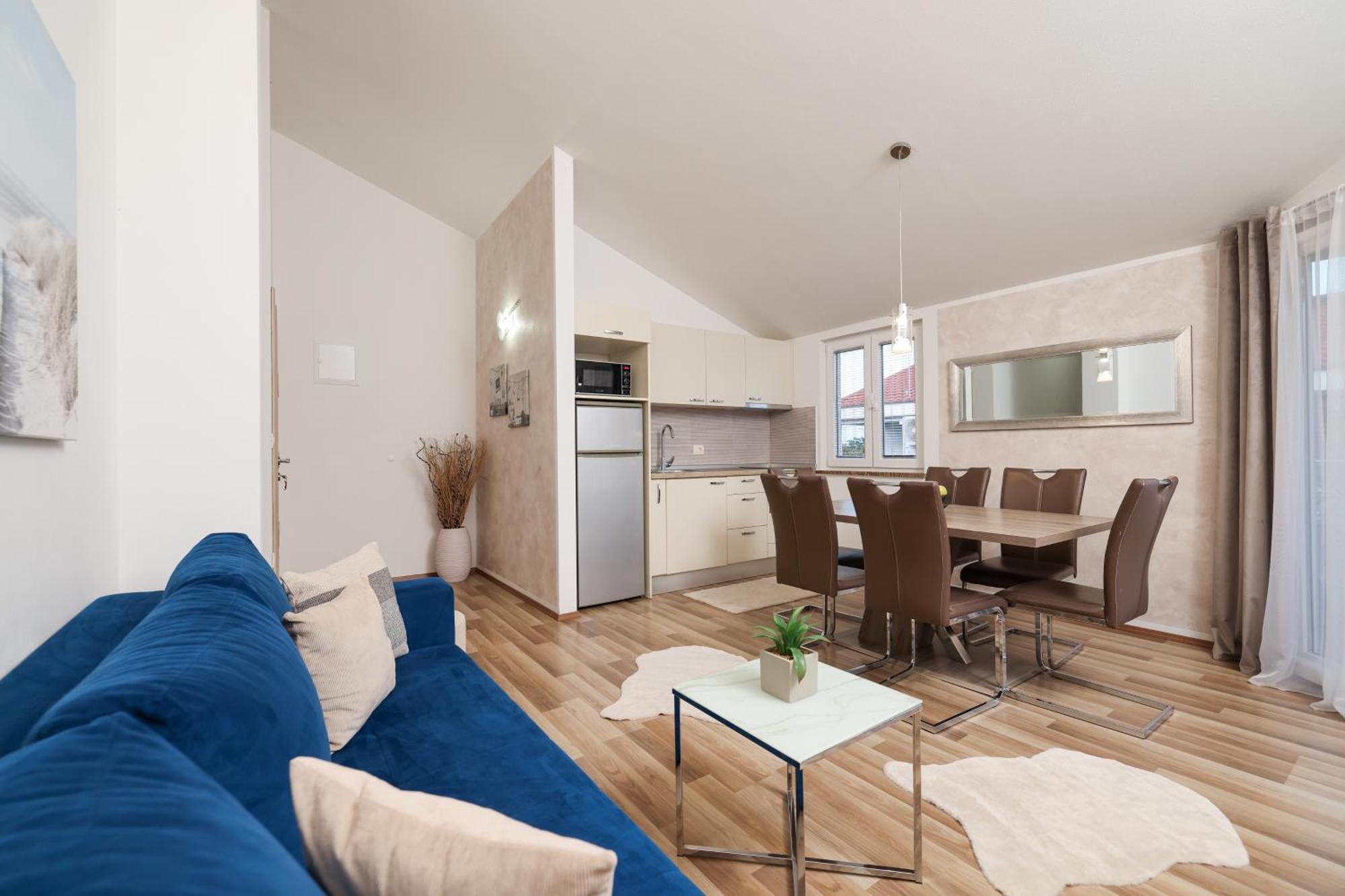 נין Apartments Anita מראה חיצוני תמונה