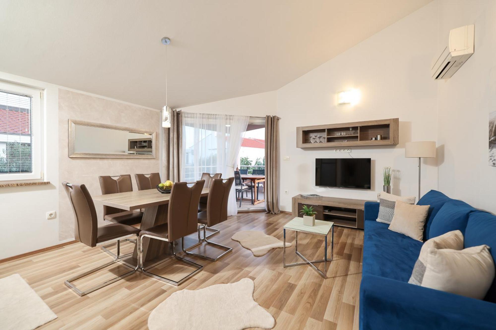 נין Apartments Anita מראה חיצוני תמונה