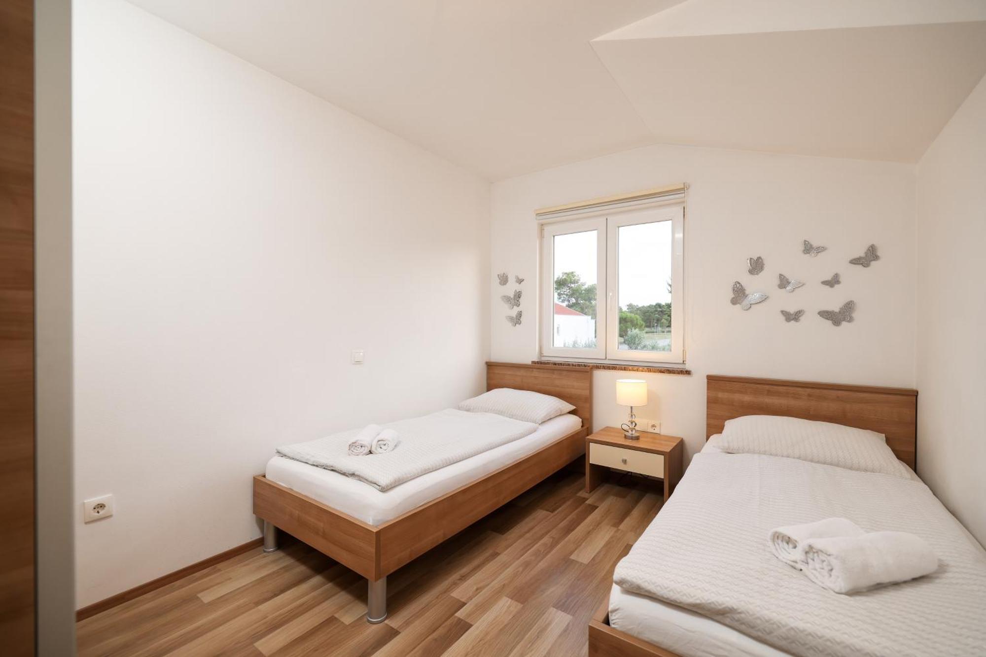 נין Apartments Anita מראה חיצוני תמונה