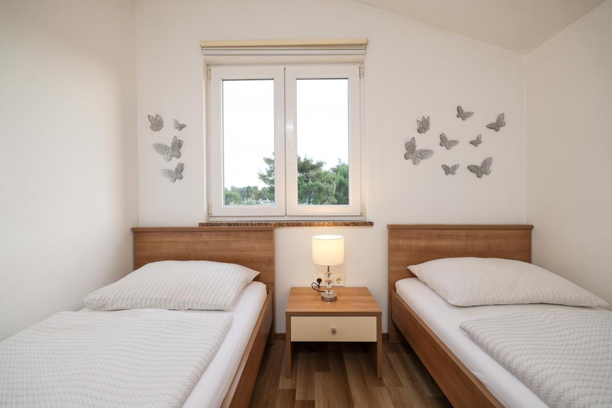 נין Apartments Anita מראה חיצוני תמונה