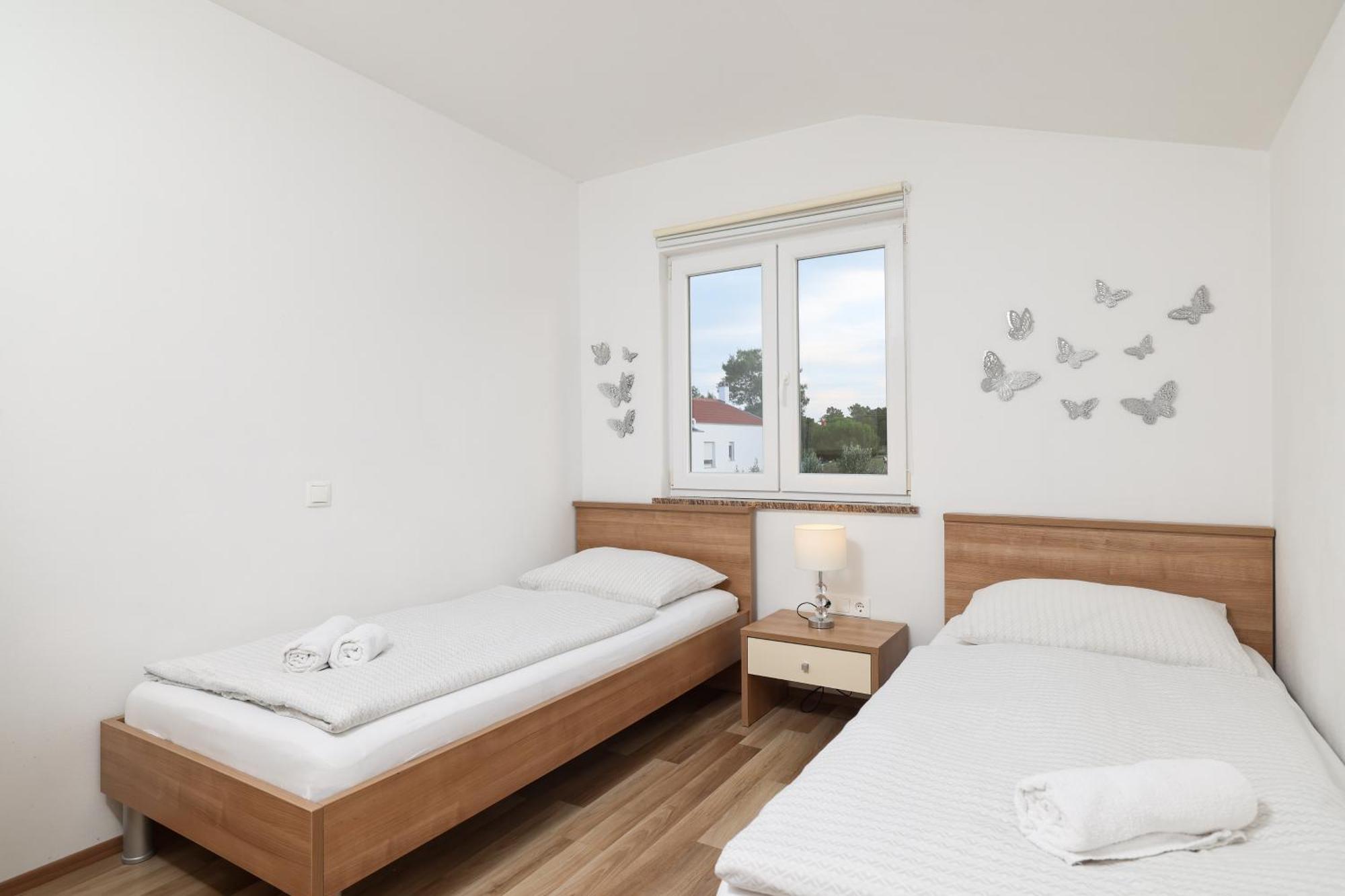 נין Apartments Anita מראה חיצוני תמונה