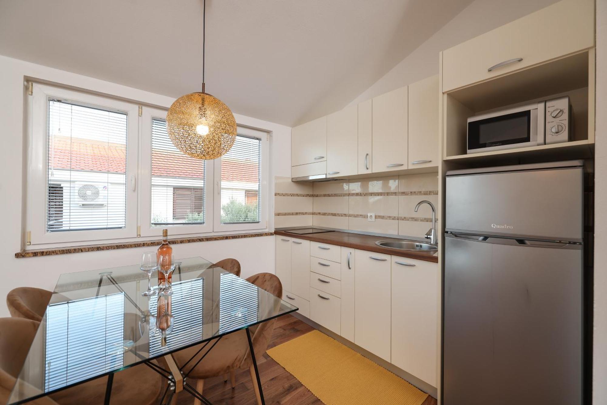 נין Apartments Anita מראה חיצוני תמונה